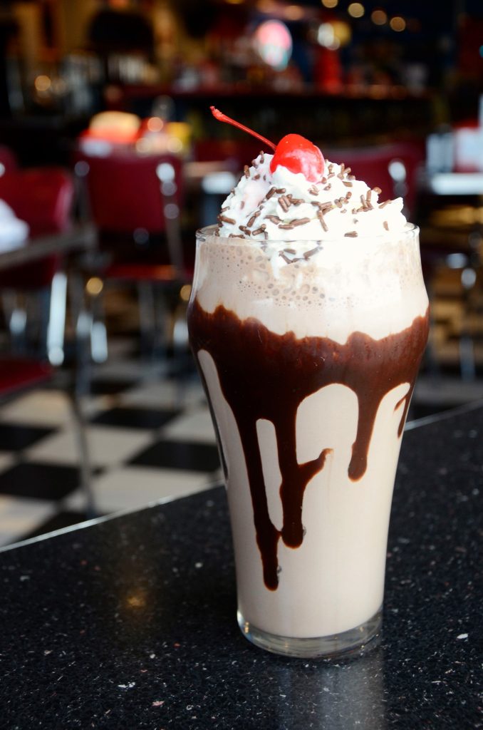 Roundabout Diner & Lounge