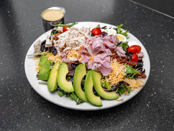 Roundabout Diner & Lounge