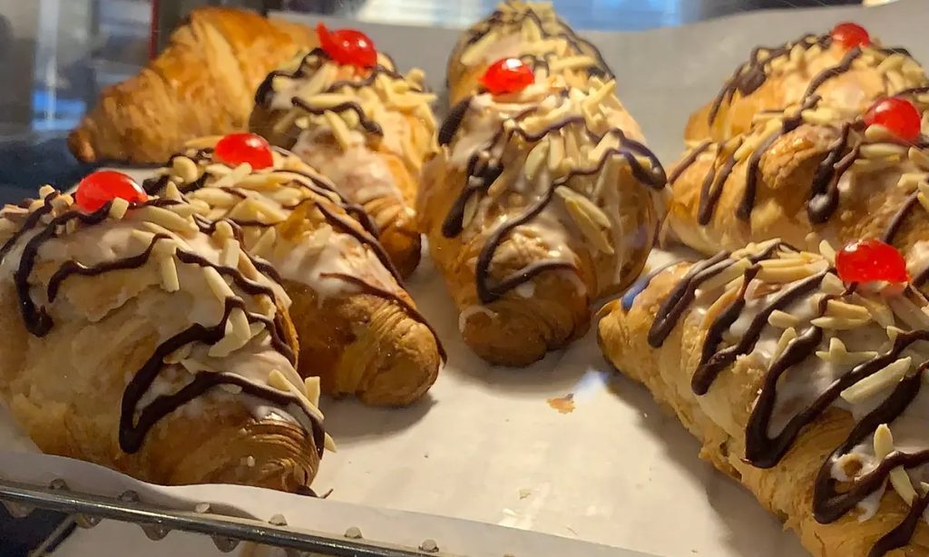 Enzo Benzo Italian Bakery & Cafe