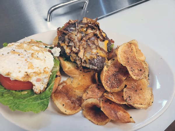 Ma’s Café and Tavern