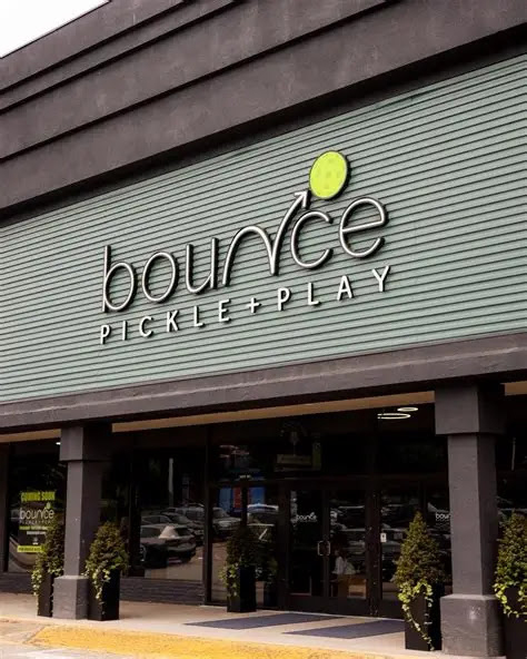 Bounce Pickle + Play