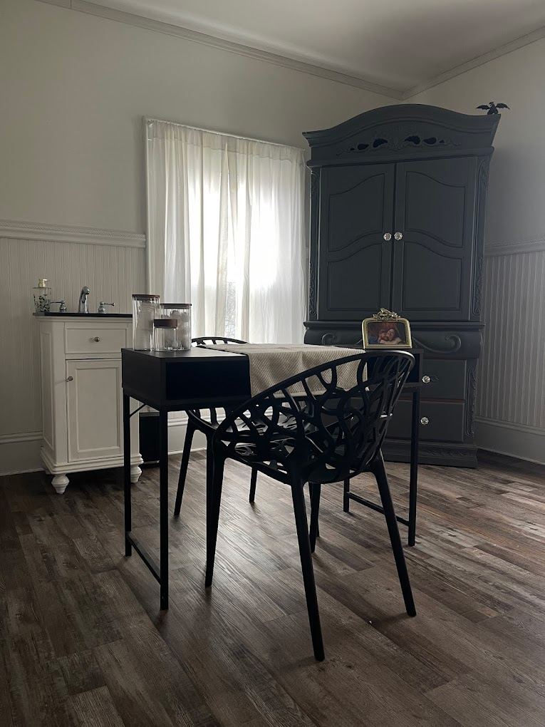 Ravenwood Nail Studio