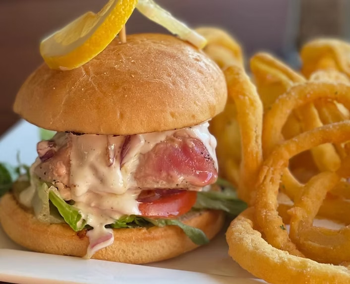 Harborwalk Restaurant