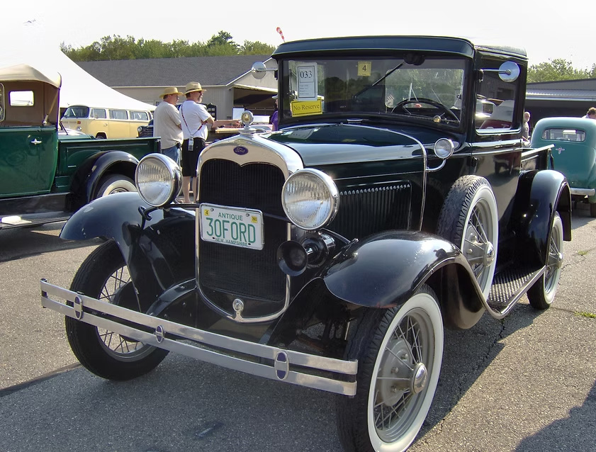 Swell Years Deluxe Motorcar Detailing