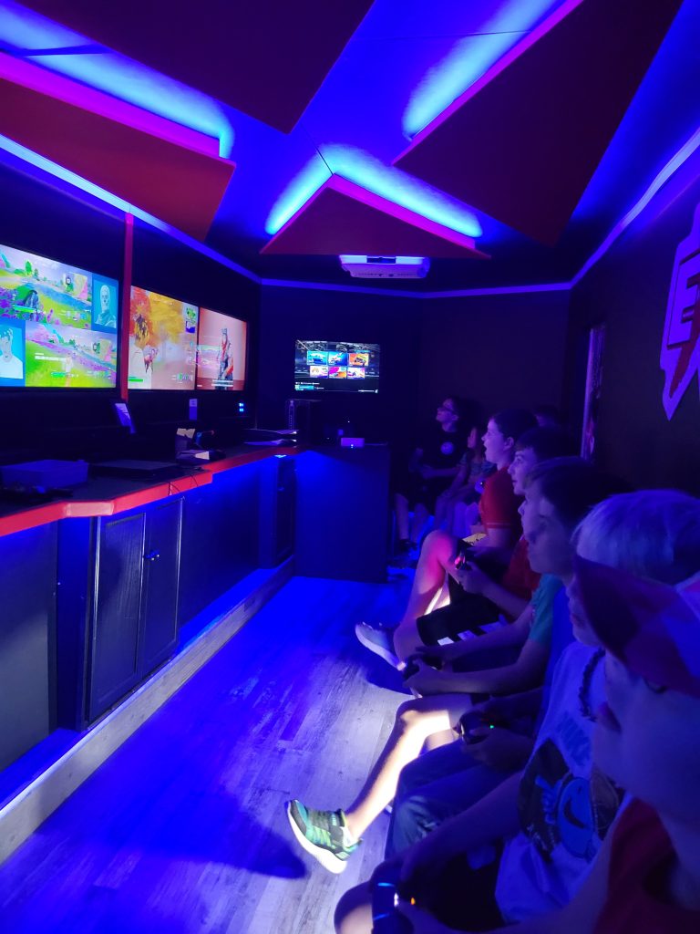 Extreme Game Truck