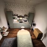 Italian Cosmetic & Beauty