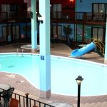 Gladstone Inn & Suites