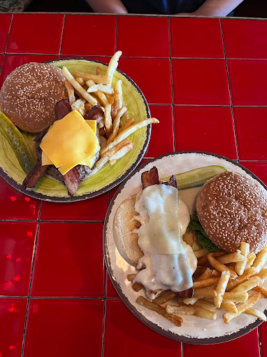 Jolly Roger Restaurant & Bar